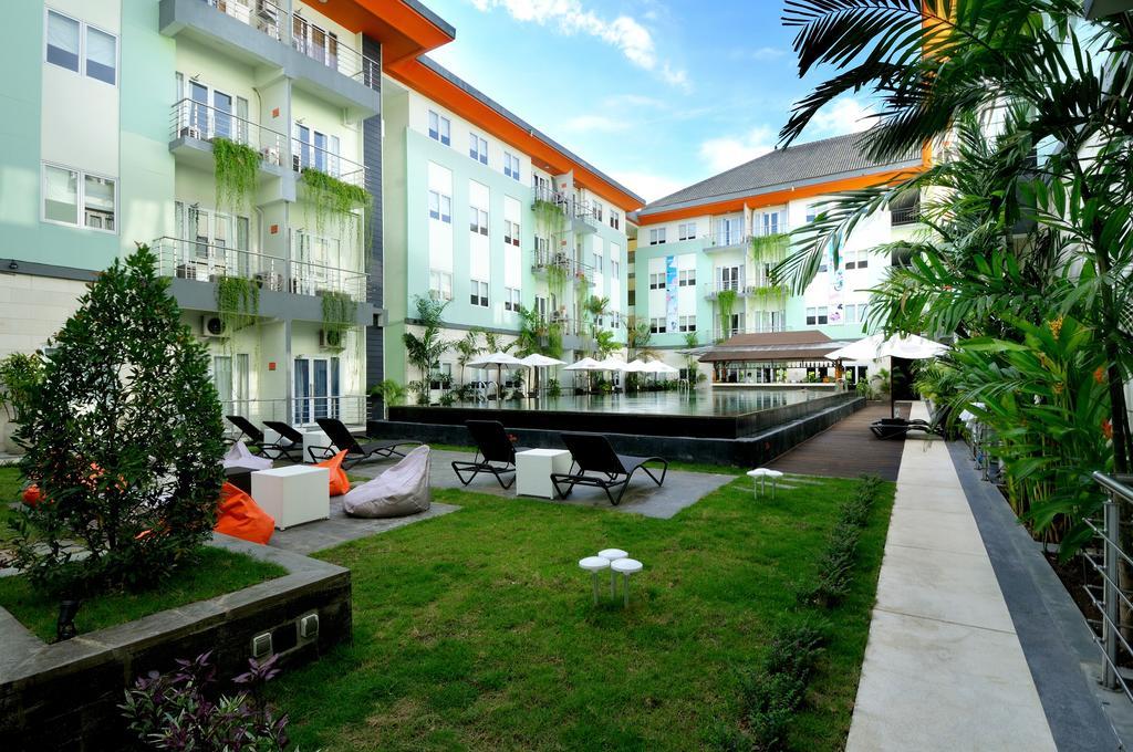 Harris Hotel & Residences Riverview Kuta, Bali Kuta Lombok Exteriör bild